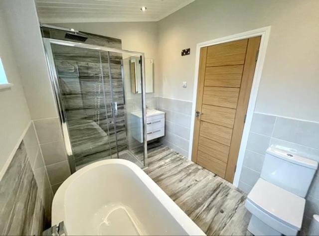 *Luxury Holiday Home With Hot Tub Close To Beach* Penally Экстерьер фото